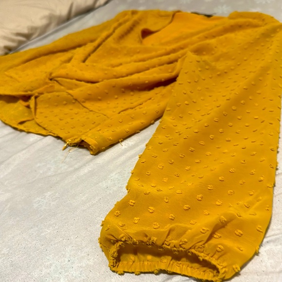 Yellow LimeLight Top - Picture 2 of 4